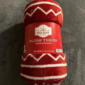 Holiday Time Festive Red and White Plush Throw
